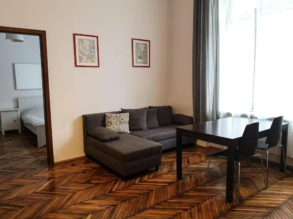 Next To The Main Square Apartment Krakow
